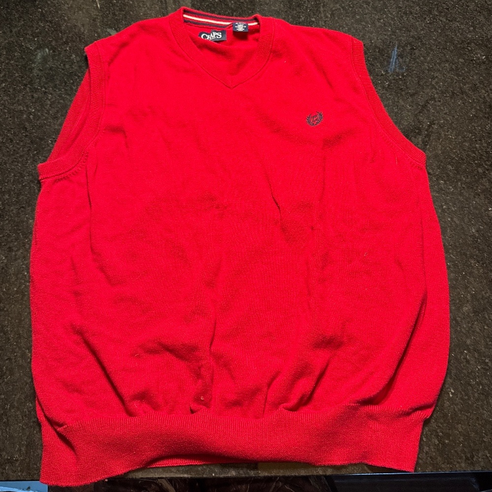 Red Chaps XL Sweater Vest
